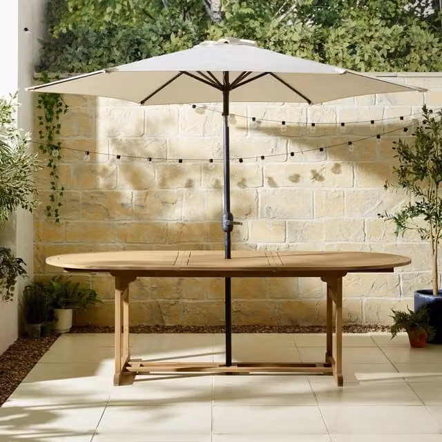 FurnitureboxUK Hamburg Extending Oval 6-8 Seat Acacia Wood Garden Dining Table in Natural Brown