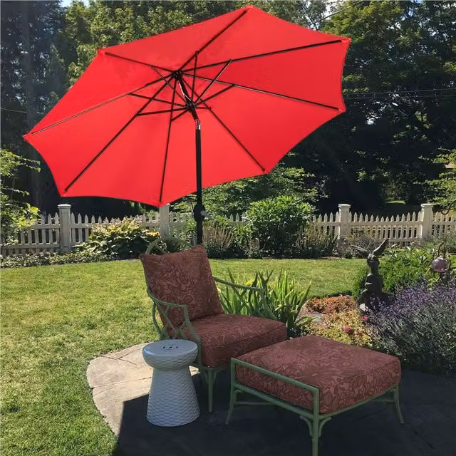 Yaheetech Red 2.7m Market Patio Umbrella with 8 Ribs, Tilt and Crank Function