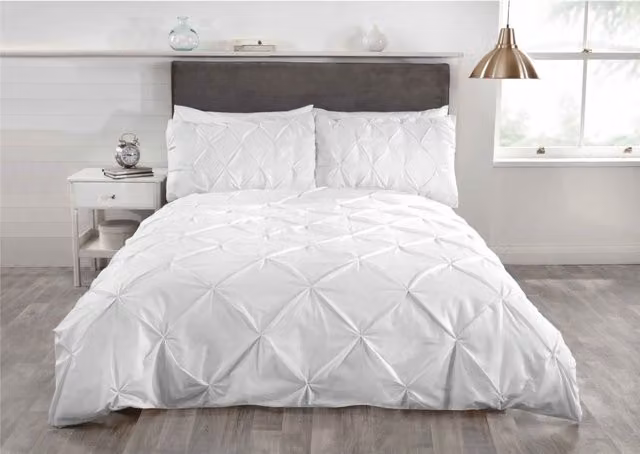 Rapport Pintuck Balmoral Single Duvet Cover Set in White