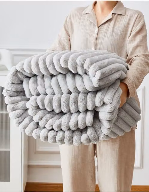 Ezysleep Super Soft Luxury Faux Fur Striped Throw in Silver and Grey, Large