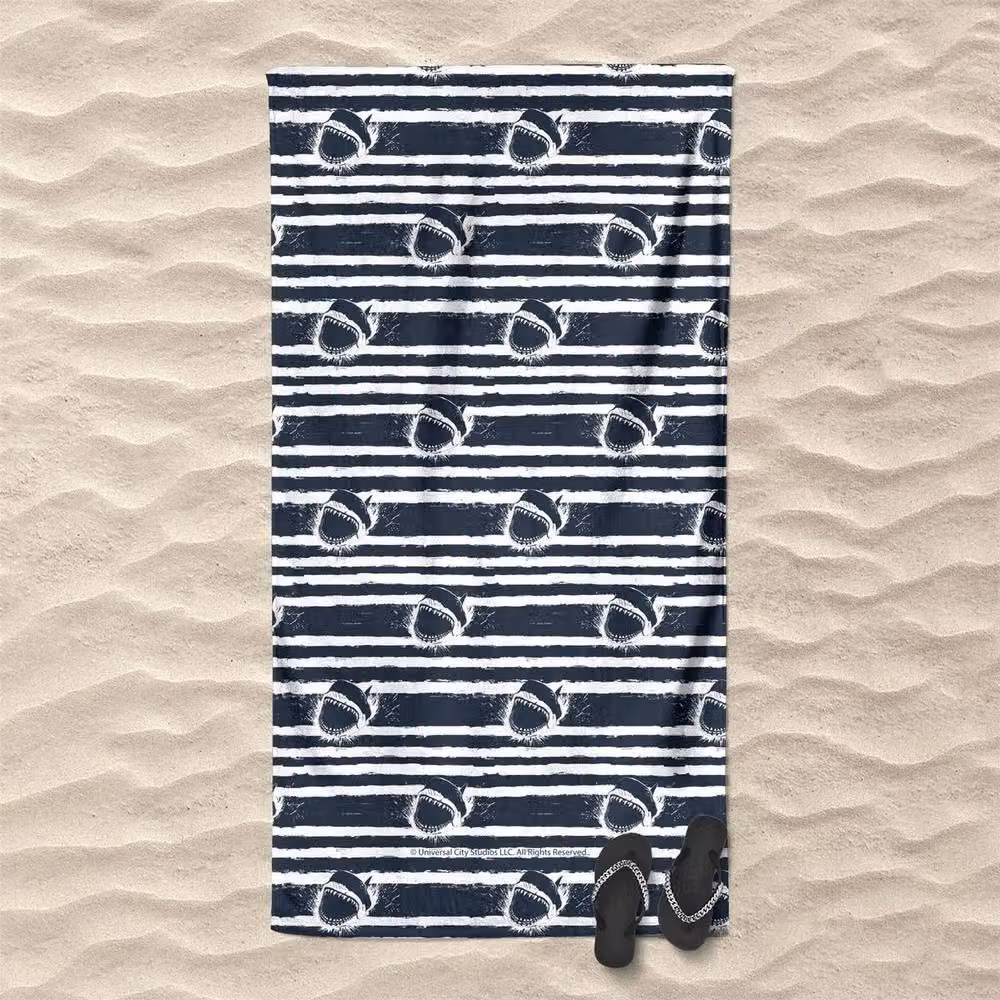 Zavvi Jaws Stripes Beach Towel in Navy Blue Cotton, W/D/H: 140 x 70 x 70 cm – 2