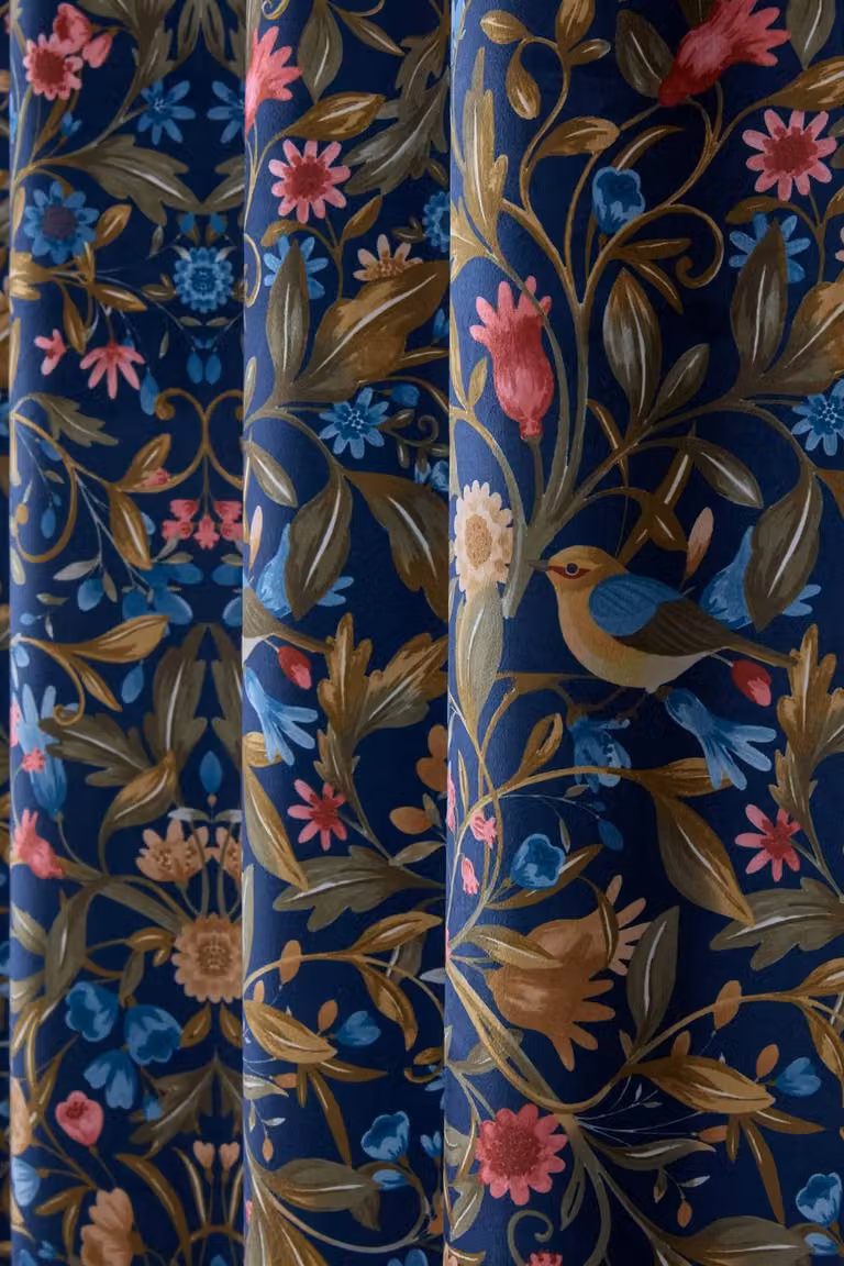 Catherine Lansfield Hedgerow Hopper Lined Eyelet Curtains in Navy Blue, W: 168 cm, H: 229 cm