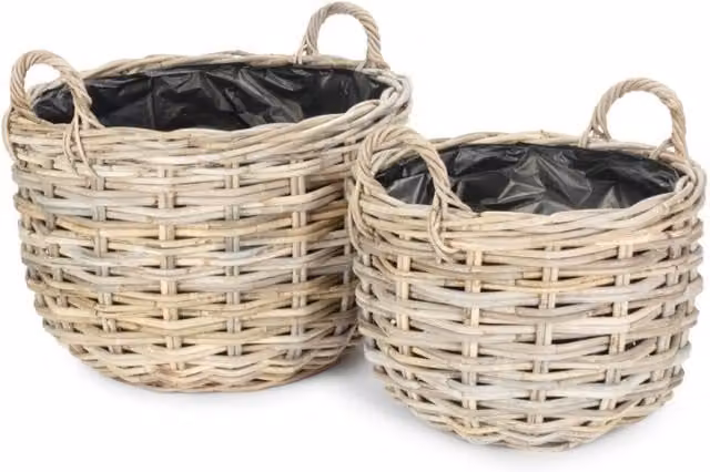 Red Hamper Set of 2 Curved Base Rattan Planters with Plastic Lining in Natural