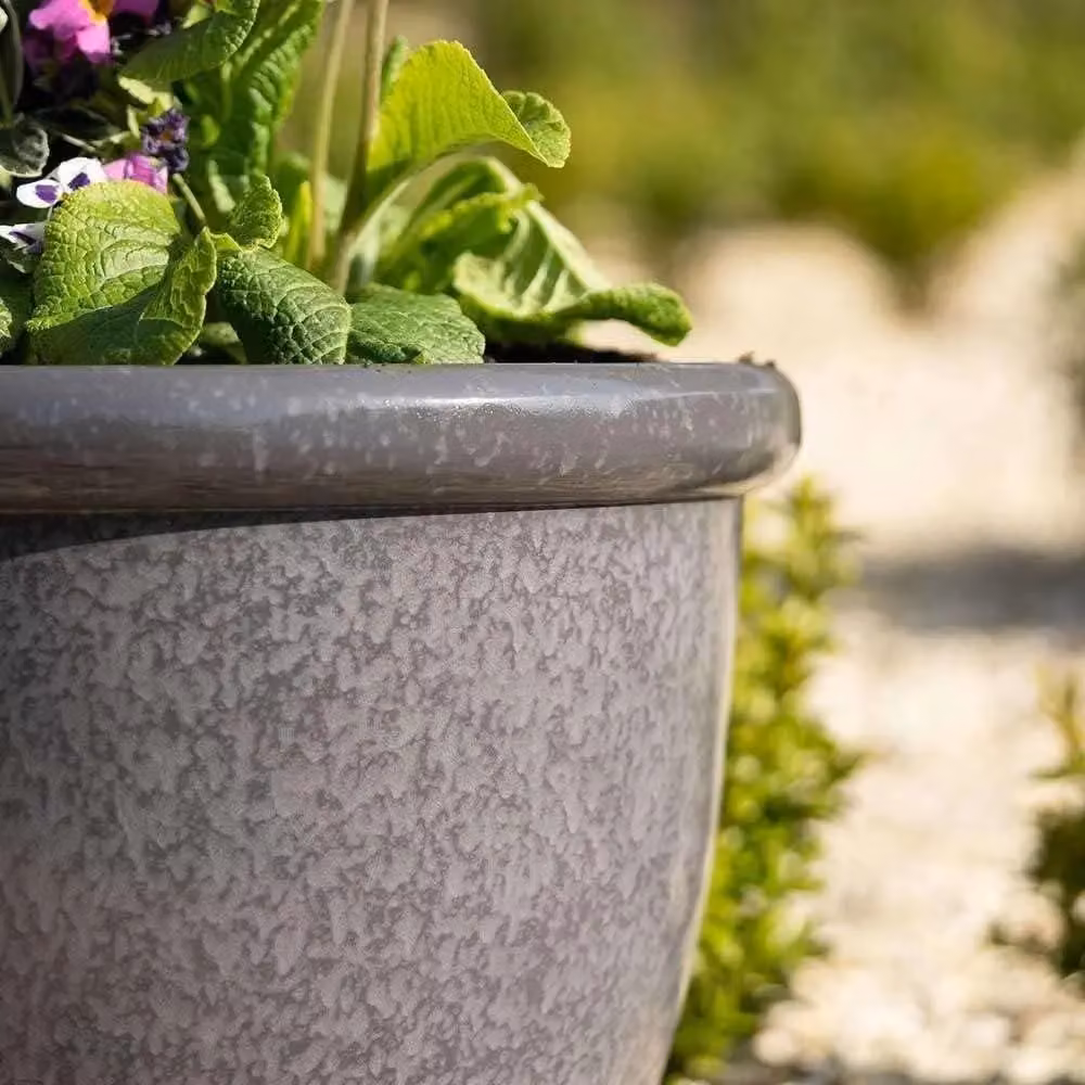 Primrose Round Plastic Plant Pot Planter in Grey, Diameter: 39 cm – 4