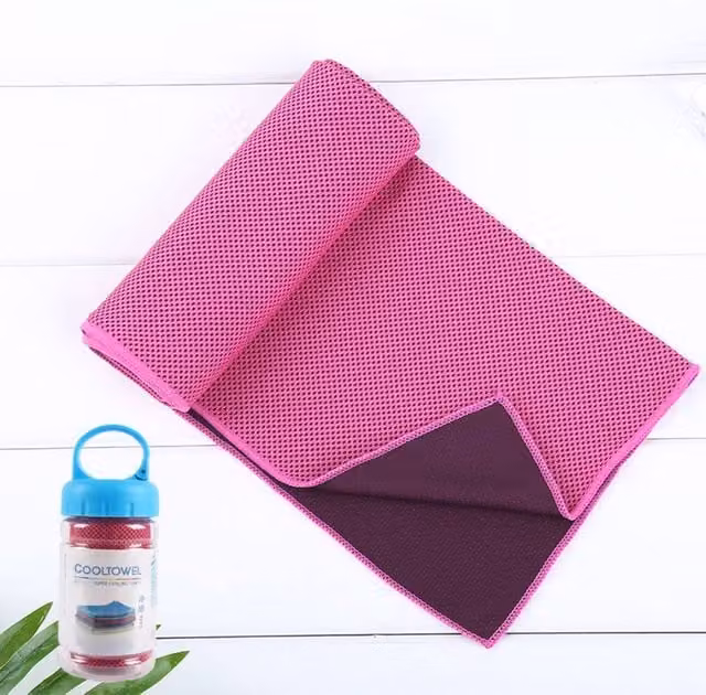 Quipulse Two-Tone Cooling Towel in Pink