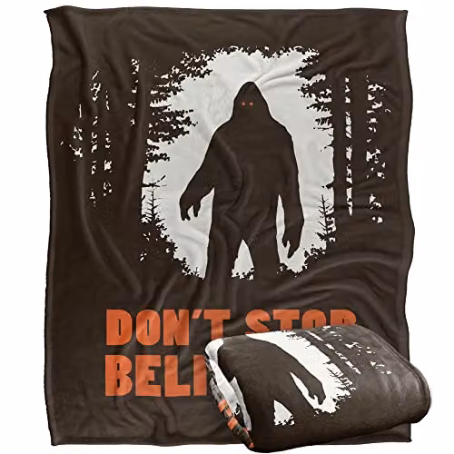 Bcreative Ephemera Bigfoot Dont Stop Believing Super Soft Fleece Throw Blanket, White, W: 152 cm, D: 127 cm