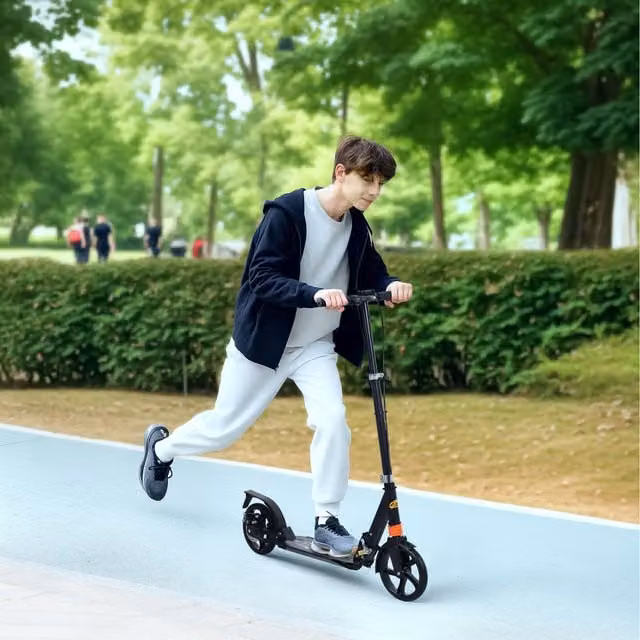 AIYAPLAY Foldable Kids Scooter in Black