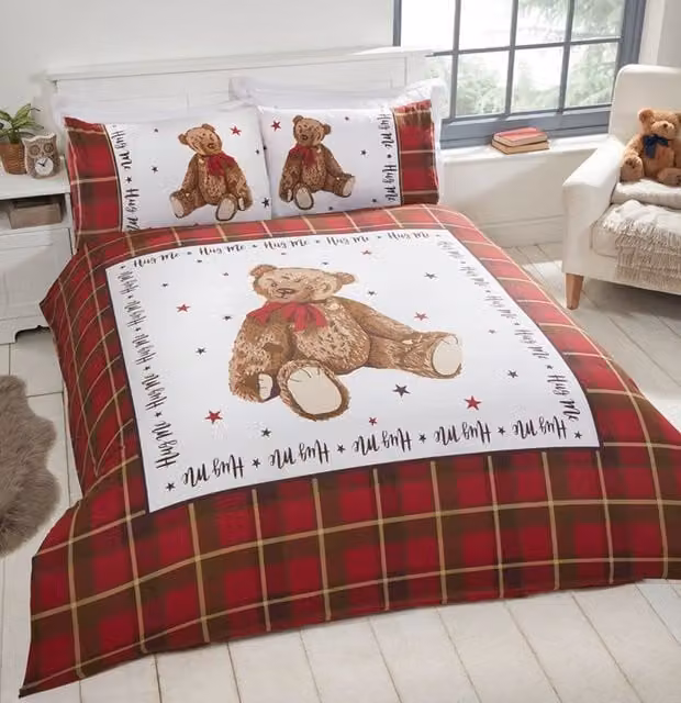 Rapport Home Hug Me Bear Duvet Cover and Pillowcase Set in Red, Single (90 x 200 cm)
