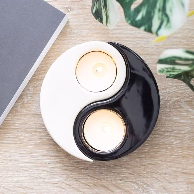 Kingsbury Gifts Yin Yang Round Ceramic Tealight Candle Holder in Black and White