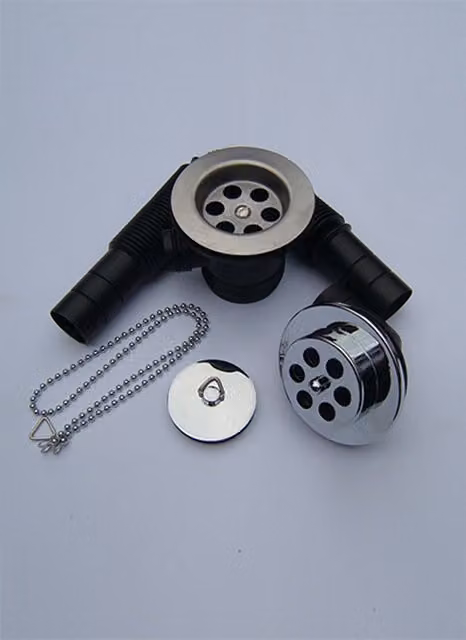 Thomas Dudley 1 1/2 inch Bath Combined Waste and Overflow with Metal Plug in Silver