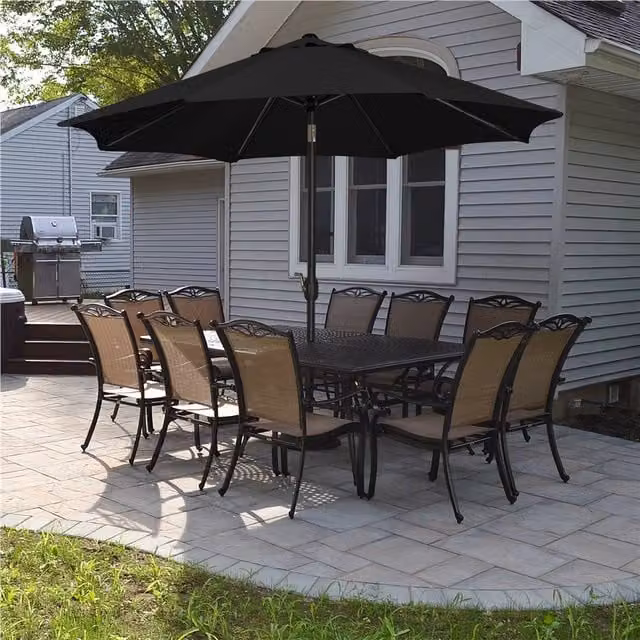 Yaheetech 2.7m Black Market Patio Umbrella with 8 Ribs, Tilt and Crank Mechanism