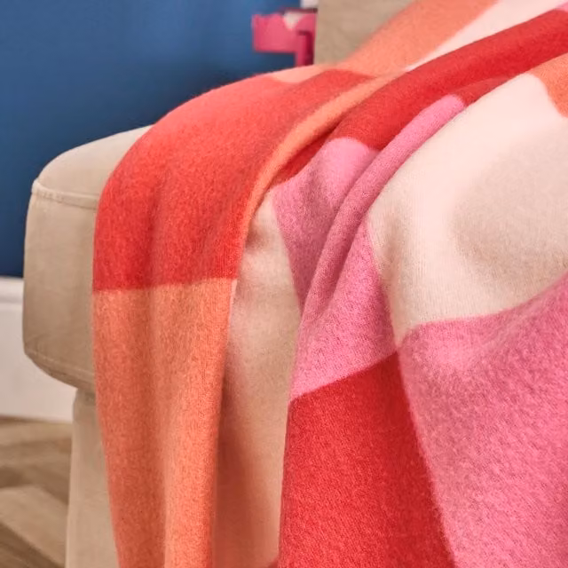 OHS Fluffy Gingham Print Fleece Throw in Pink and Orange