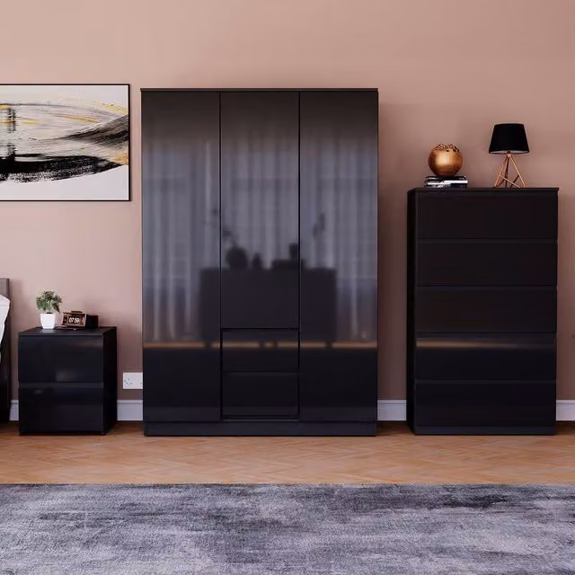 HD Designs Vida Designs Glinton 3 Piece Black Glossy Bedroom Set – 1