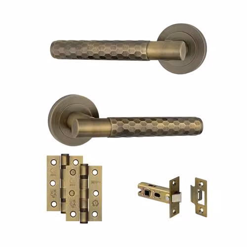 AXS Hardware Montana Internal Door Handle Pair in Antique Brass with Rose and Concealed Fix for Wooden Doors – 1