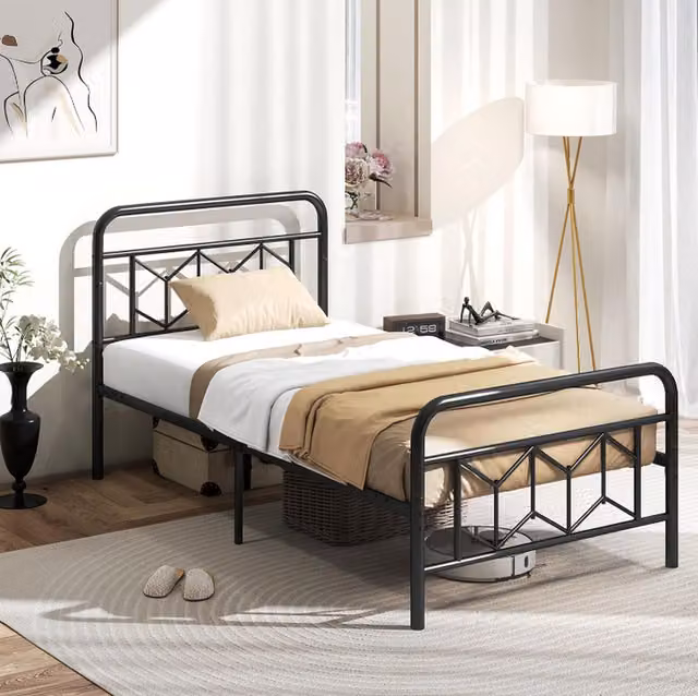 Costway Modern Single Metal Platform Bed in Black, W/D/H: 90 x 190 cm