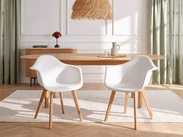 Vente-unique Set of 2 VIXI Chairs with Armrests in White Polypropylene and Beech Wood