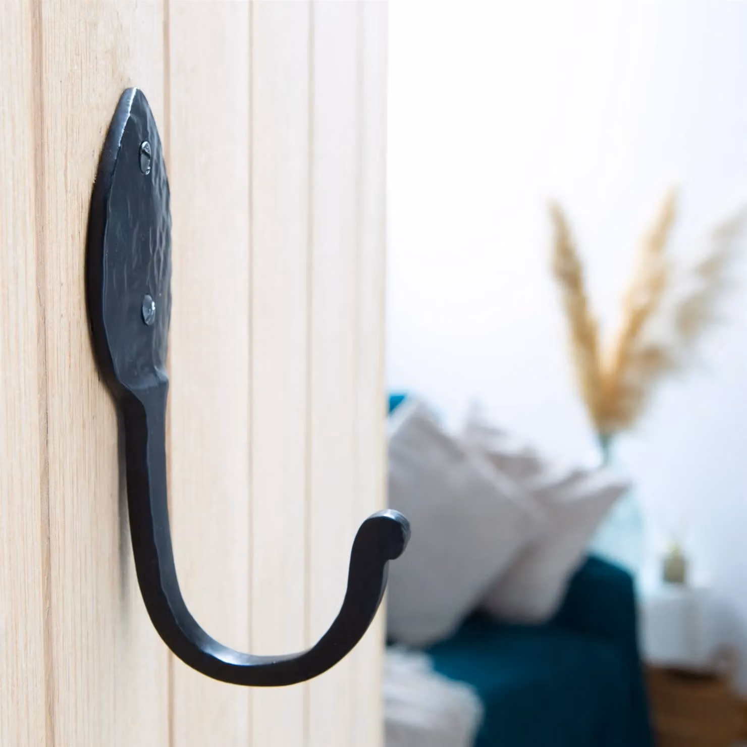 Hammer and Tongs Matt Black Iron Arrowhead Wall Hook, Pack of 10, W: 5.5 cm, H: 14 cm – 5