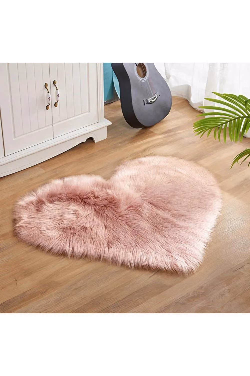 H&O Direct Heart Shaped Super Soft Shaggy Faux Fur Area Rug in Pink, W: 40 cm, D: 60 cm – 2