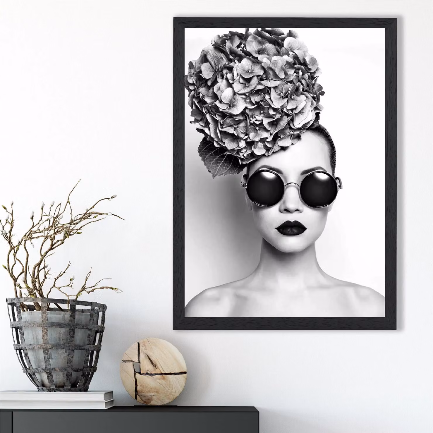 ARTZE Girl with Dark Sunglasses Black and White Framed Photo Print – 2