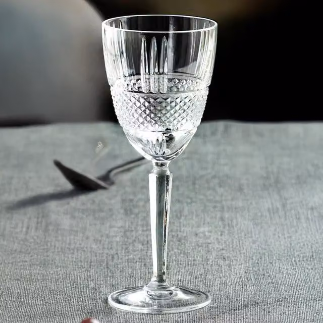 RCR Brillante Geometric Wine Glasses, Transparent, 290 ml, Set of 12