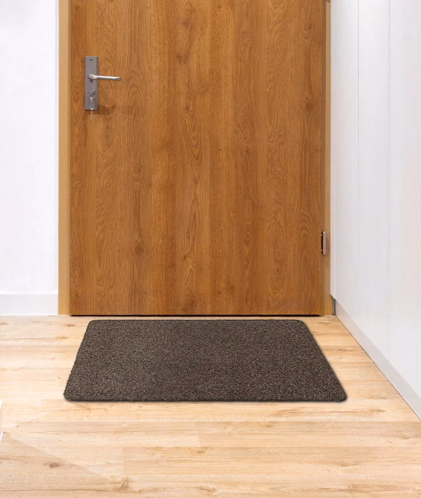 RugsX Brown Weatherproof Polypropylene Rectangular Doormat, W: 60 cm, D: 40 cm, H: 0.55 cm – 4