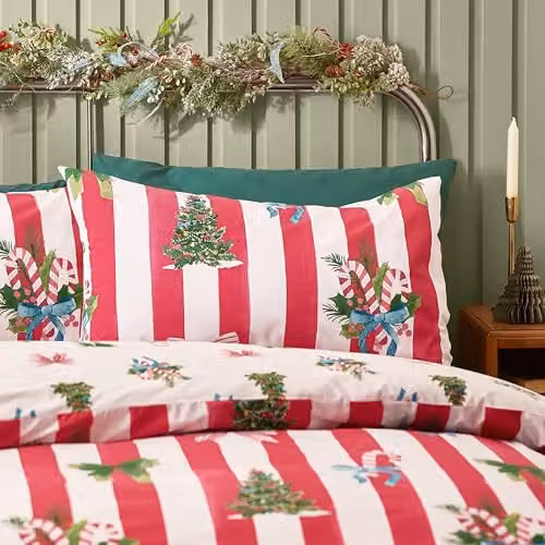 Catherine Lansfield Christmas Stripe Reversible Duvet Cover and Pillowcase Set in Red and White, W/D/H: 180 x 200 cm – 2