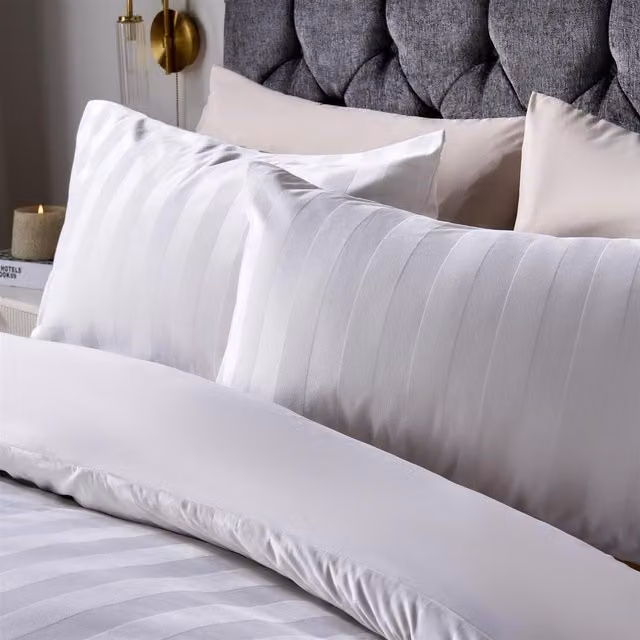 OHS Modern Striped Velvet Duvet Cover and Pillowcase Set in Beige and White