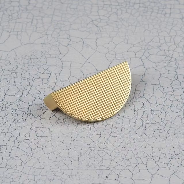 Handle & Home Ribbed Detailing Handles and Coordinating Knobs in Brushed Brass Gold Zinc