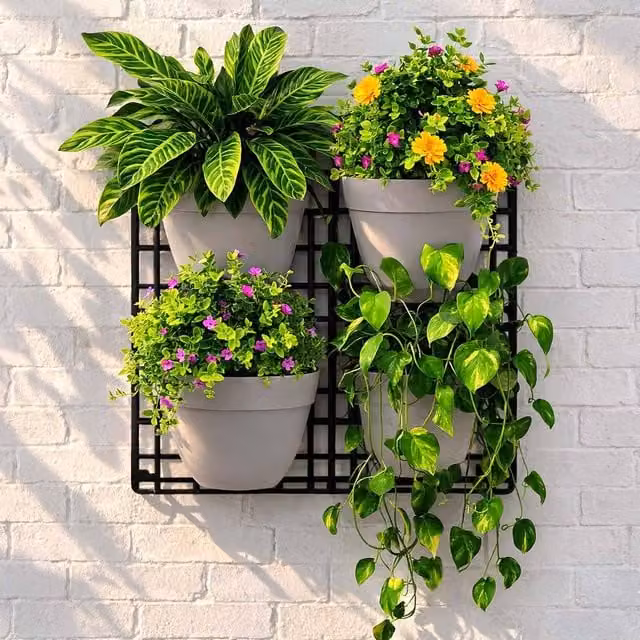 Voltico 4 Pot Wall Planter Hanging Plant Holder in Grey – 1