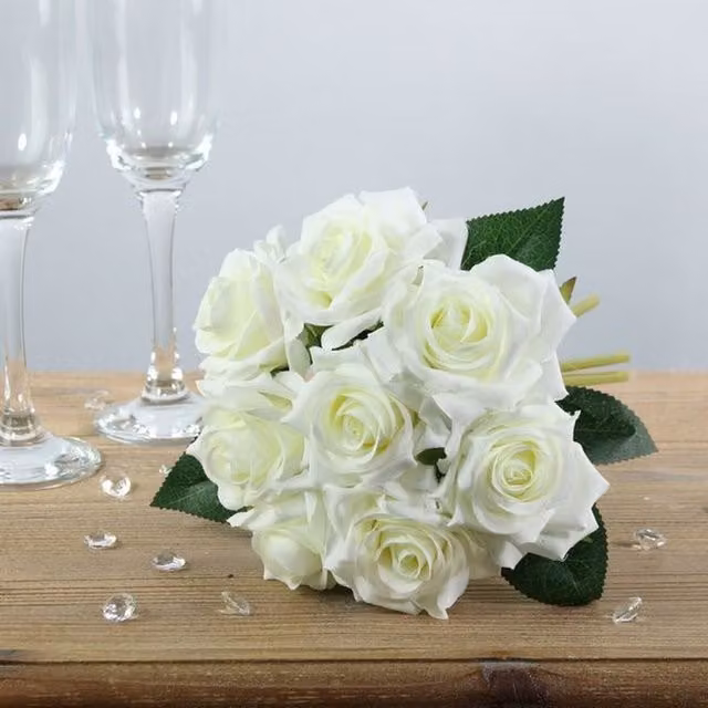 Kingsbury Gifts Artificial Arundel Rose Bouquet in White