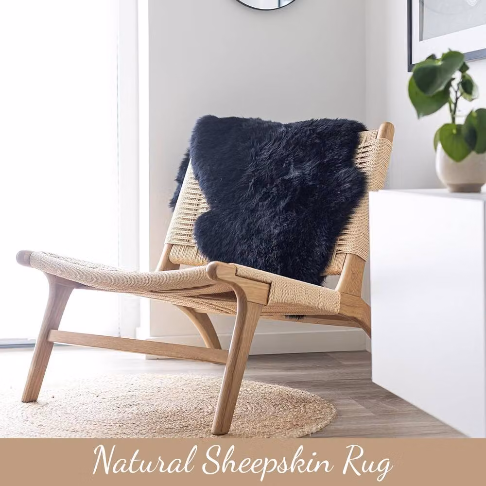 Infinity Leather Large Natural Wool and Real Sheepskin Rug in Black, W: 180 cm, D: 60 cm – 4