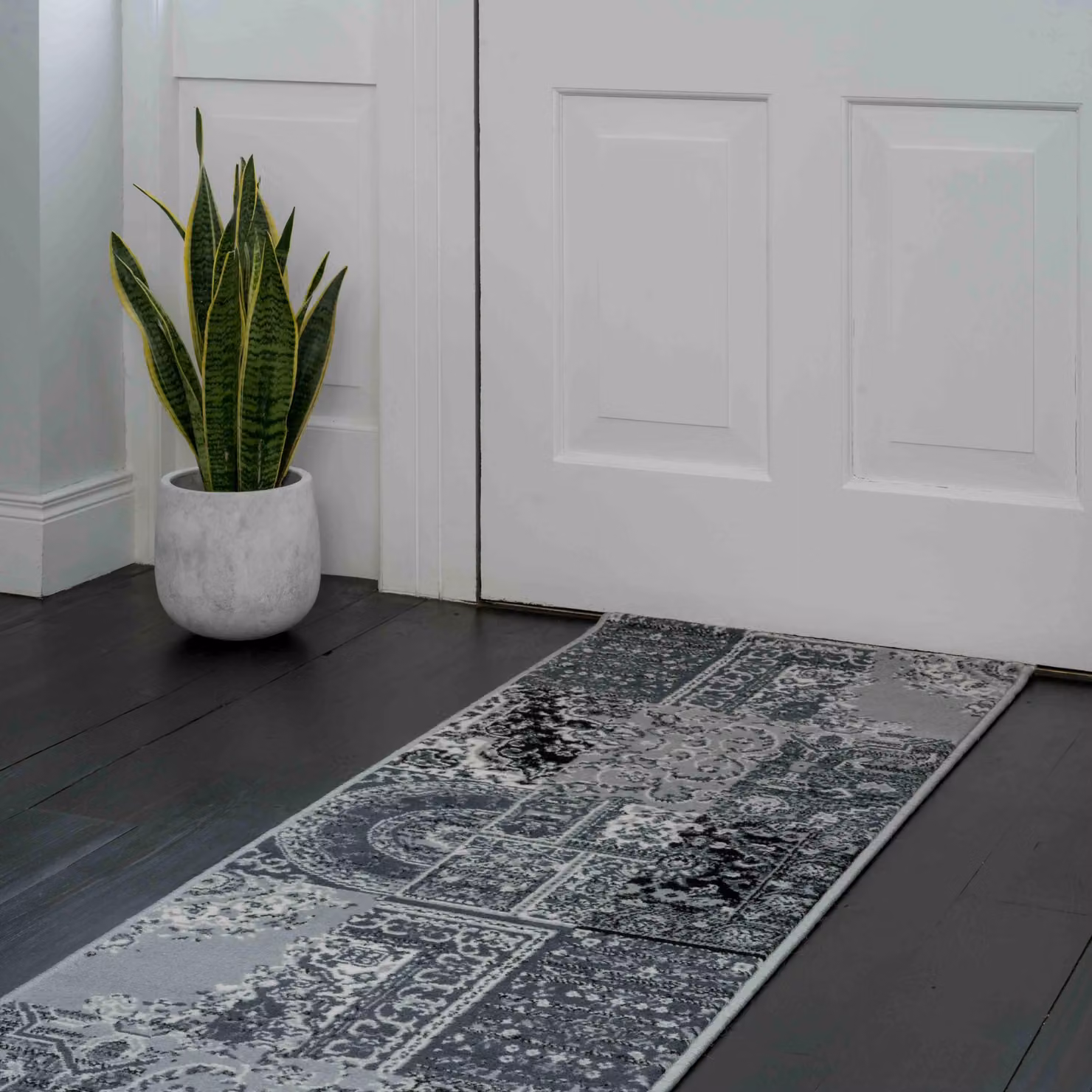Kukoon Black and Grey Monochrome Traditional Patchwork Living Area Rug, W: 240 cm, D: 330 cm – 4