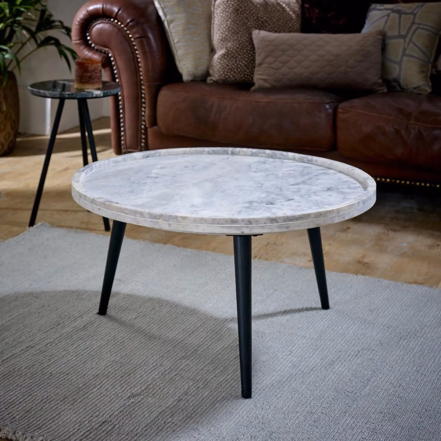 IH Design Tilden Coffee Table with White Marble Top and Metal Legs, W/D/H: 70 x 70 x 36 cm – 2