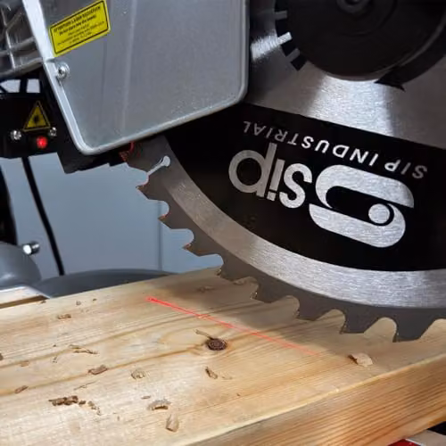 SIP 12 inch Sliding Compound Mitre Saw in Silver with 305mm Blade and 1.8kW Motor – 7