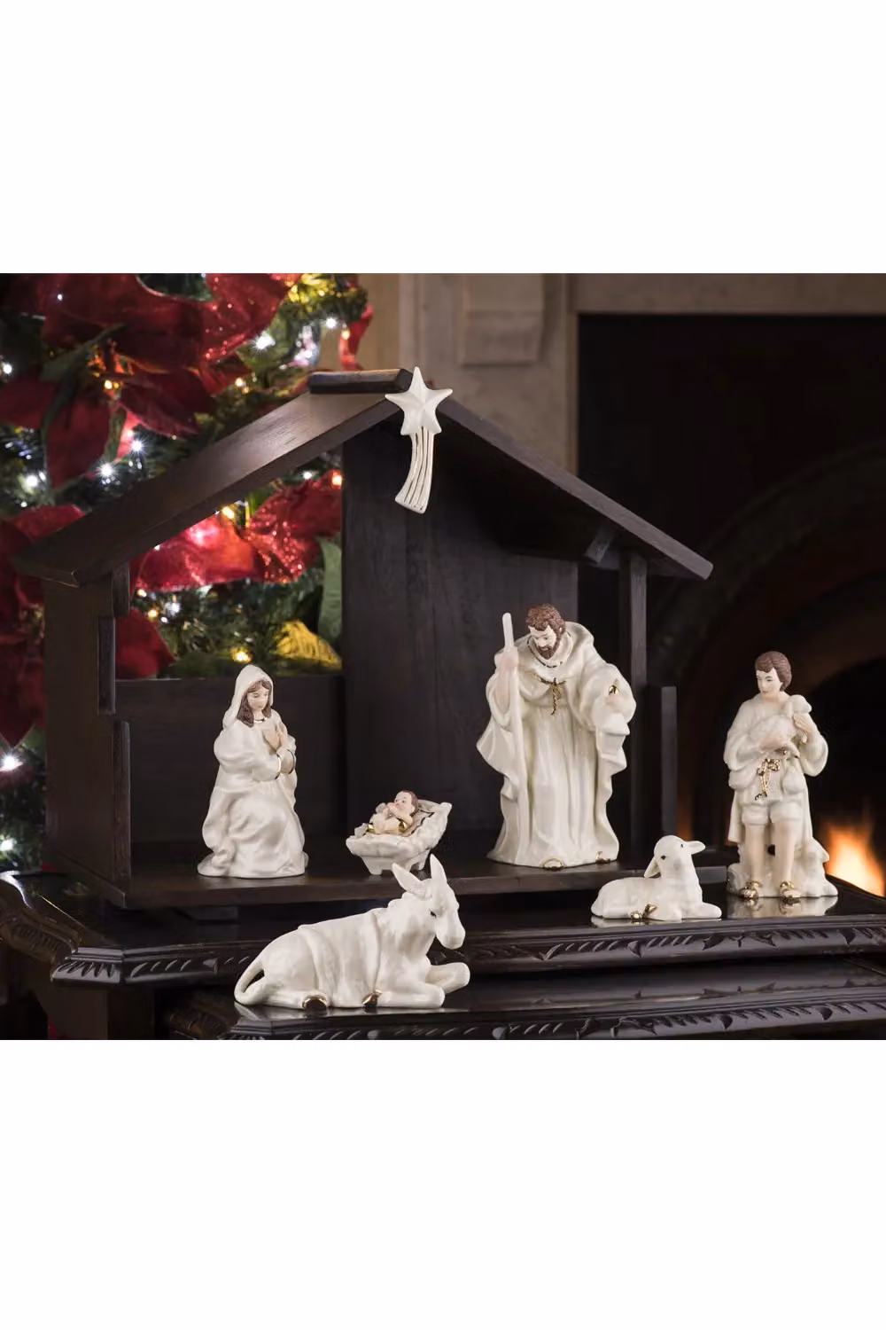 Belleek Living Classic Nativity Set, White and Gold Ceramic Tabletop Christmas Figurines, H 50.8 cm x W 40.64 cm x D 40.64 cm – 8