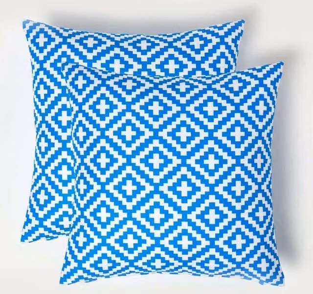 Homescapes Set of 2 Blue Geometric Outdoor Cushions, W/D/H: 45 x 45 x 45 cm