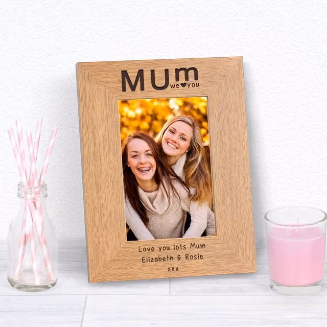 Uniqueful Personalised Mum I We Love You Wooden Picture Frame, Brown, W: 15 cm, H: 10 cm