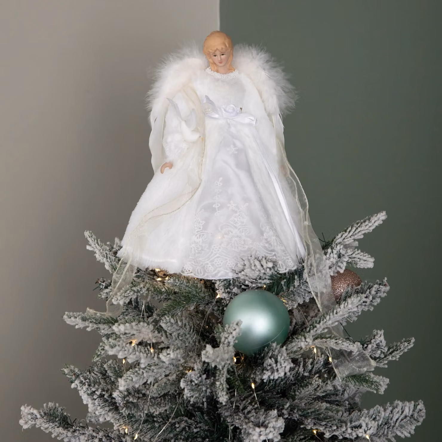 Samuel Alexander White Angel Holding Dove Christmas Tree Topper, 30 cm – 2