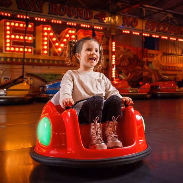 Xootz Fairground Bumper Car Kids Electric Ride-On with Light and Sound Effects, Red