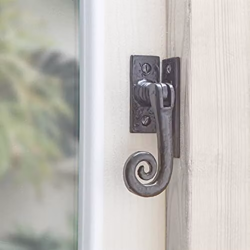 Hammer and Tongs Curly Tail Window Fastener, Left Handed, Black Iron, W: 45 mm, H: 115 mm – 5