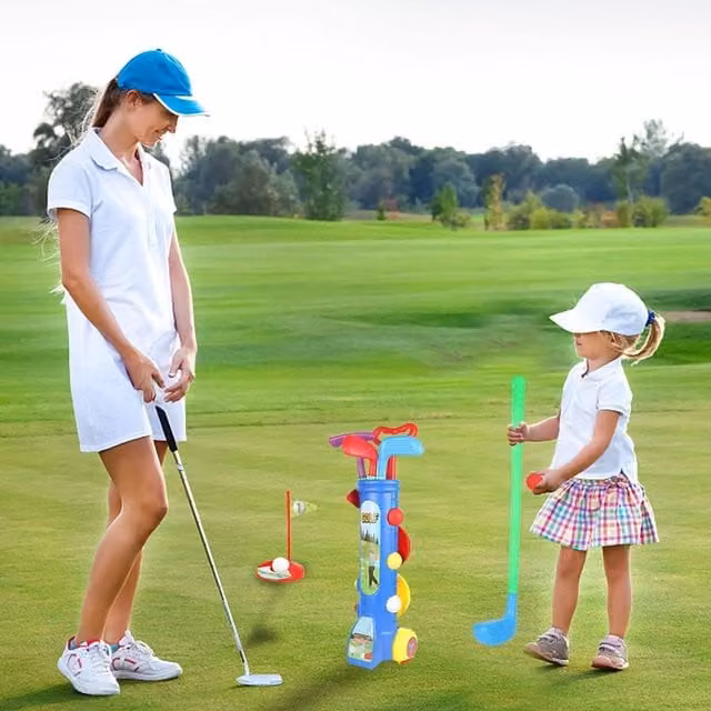 UMKYTOYS Deluxe Kids Golf Set with Accessories in Multicolour