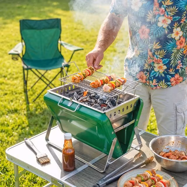 OUTSUNNY Portable Tabletop Charcoal BBQ Grill in Green, W/D/H: 40 x 40 x 25.5 cm