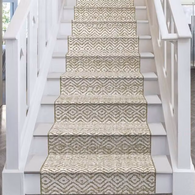 runrug Sauvignon Blanc Reversible and Durable Stair Runner Carpet in Cream, W: 60 cm, L: 660 cm