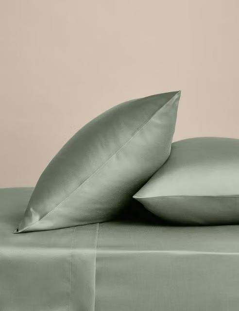 M&S 2 Pack Egyptian Cotton 400 Thread Count Mako Satin Pillowcases in Green