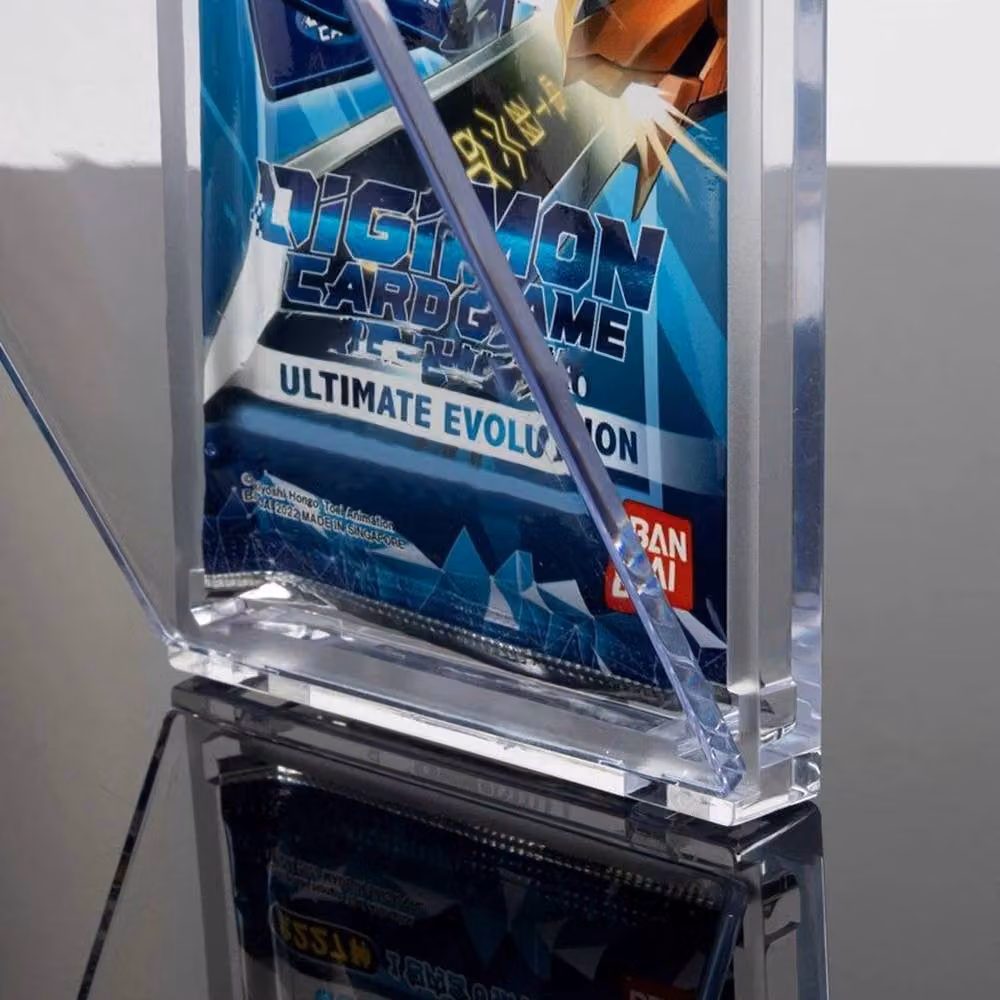 FLAVORA 5-Pack Magnetic Trading Card Hard Protector Holder Case in Clear – 3