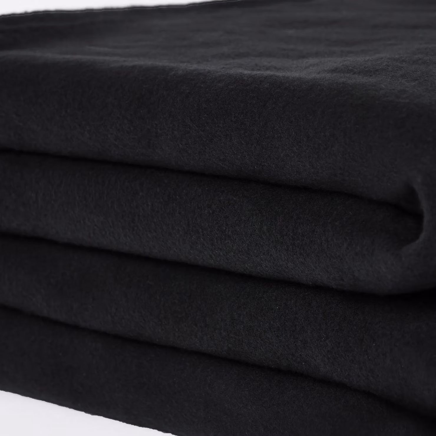 OHS Wholesale 10 Pack Plain Black Fleece Sofa Throw Blankets, W: 150 cm x D: 200 cm – 3