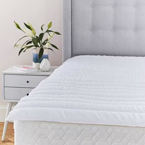 OHS King Size White Microfibre Quilted Mattress Topper with Elasticated Straps – 2