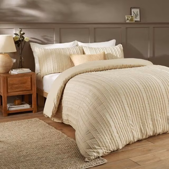 Duvet Day Harrison Stripe Tufted Linen Duvet Cover Set in Beige, W/D/H: 200 x 220 cm – 1