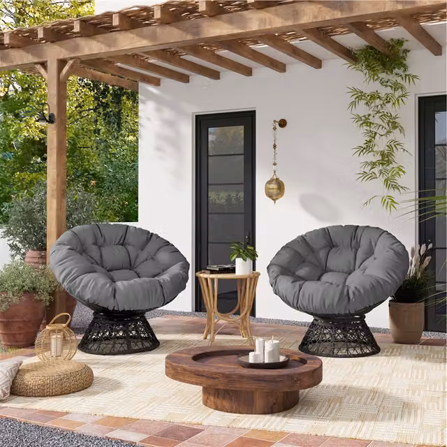 Yaheetech Outdoor Rounded Swivel Chair with Thick Tufted Cushion in Grey Rattan