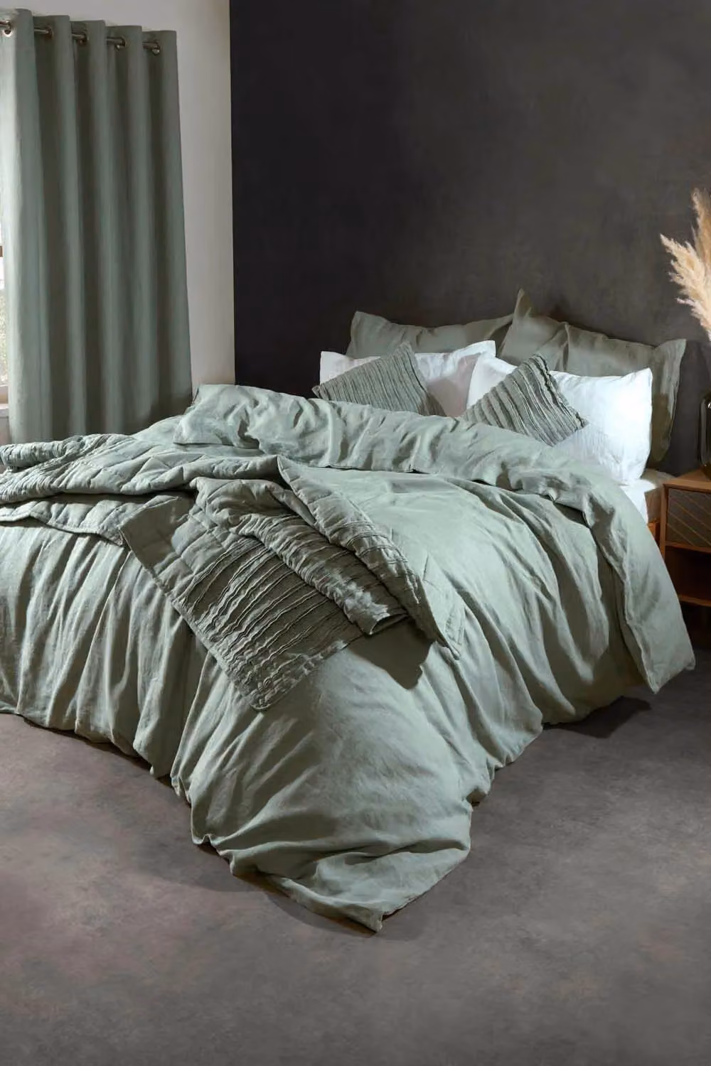 Lazy Linen Pure Washed Linen Pillowcase Pair in Green – 3